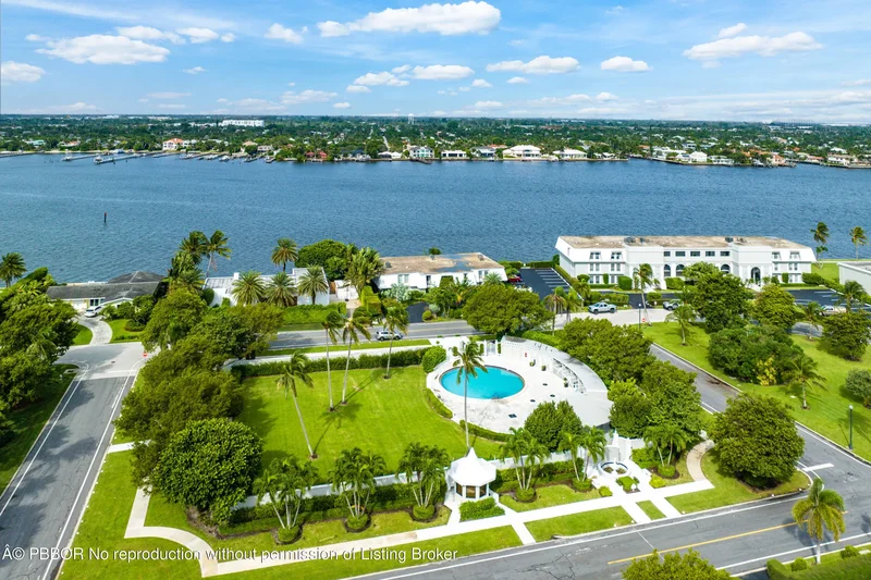2190 Ibis Isle, Palm Beach, Florida, United States. - Photo 32