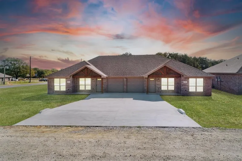 101 Lone Star Road, Poolville, Texas, United States. - Photo 8