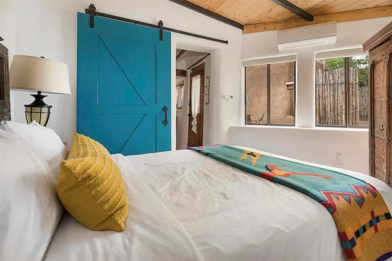 942 Canyon A & B, Santa Fe, NM 87501, Santa Fe, New Mexico, United States. - Photo 37