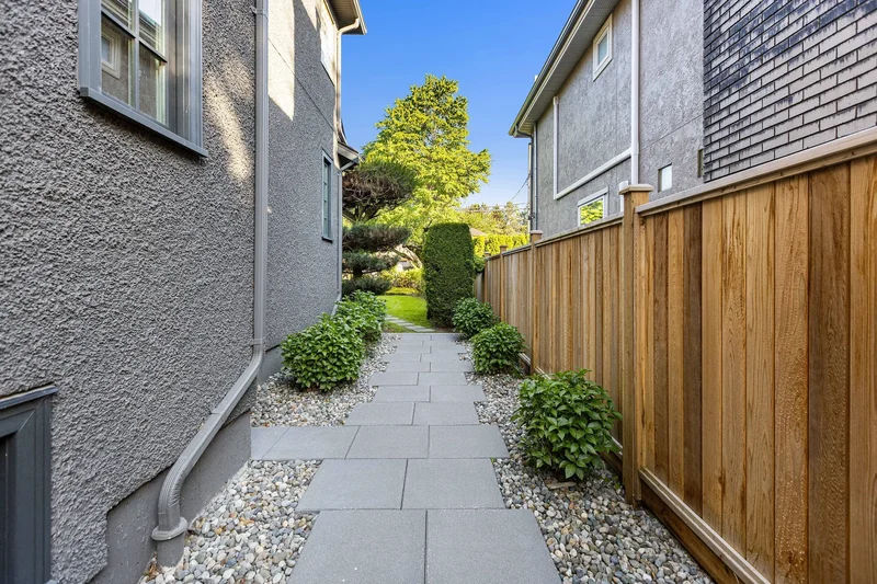2318 Oliver Crescent, Vancouver, BC V6L 1S5, Vancouver, British Columbia, Canada. - Photo 10