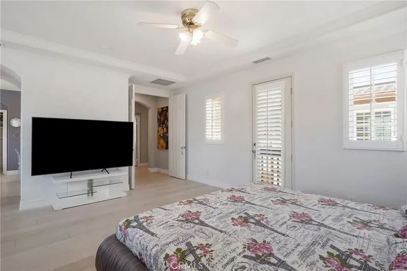 24 Malibu, Irvine, CA 92602, Irvine, California, United States. - Photo 32