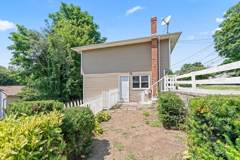 49 Georgia Street , East Northport, NY 11731, East Northport, New York, United States. - Photo 41
