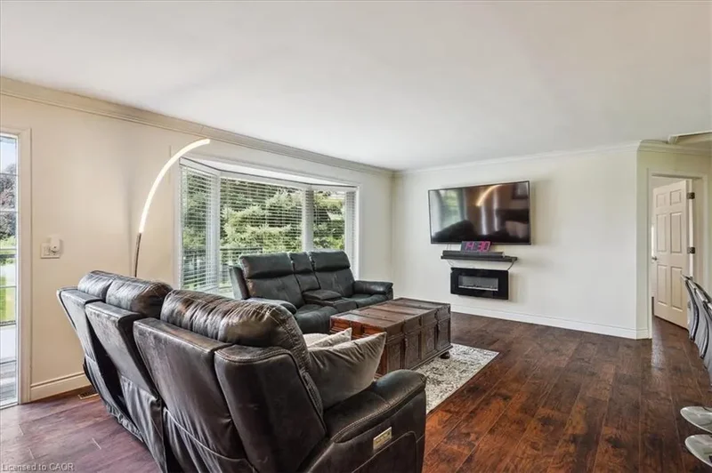 677 Glancaster Road, Hamilton, ON L0R 1W0, Hamilton, Ontario, Canada. - Photo 4