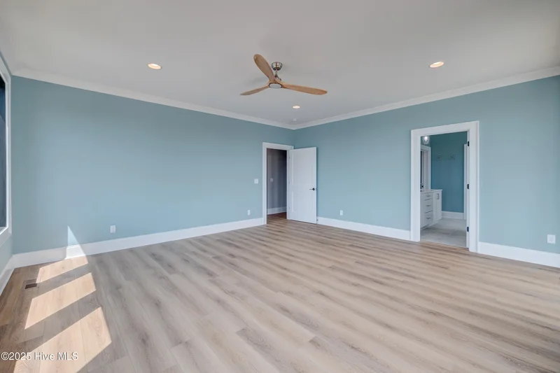 107 Raleigh Avenue, Surf City, North Carolina, United States. - Photo 55