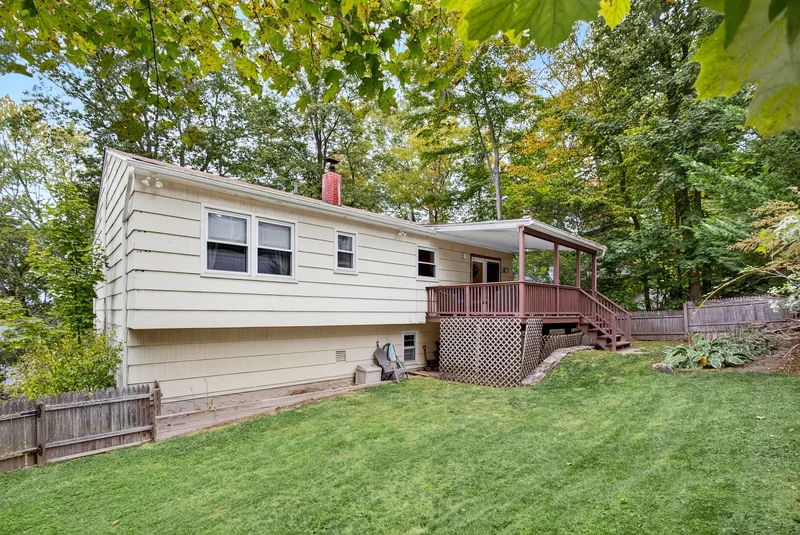 50 Brentwood Drive, Pleasantville, NY 10570, Pleasantville, New York, United States. - Photo 19