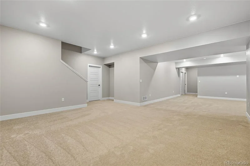 5591 Farrier Point, Castle Rock, Colorado, United States. - Photo 2