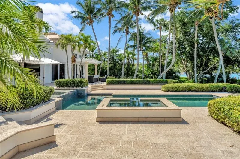 707 Grove Place, Vero Beach, FL, 32963, USA, Orchid, Florida, United States. - Photo 32