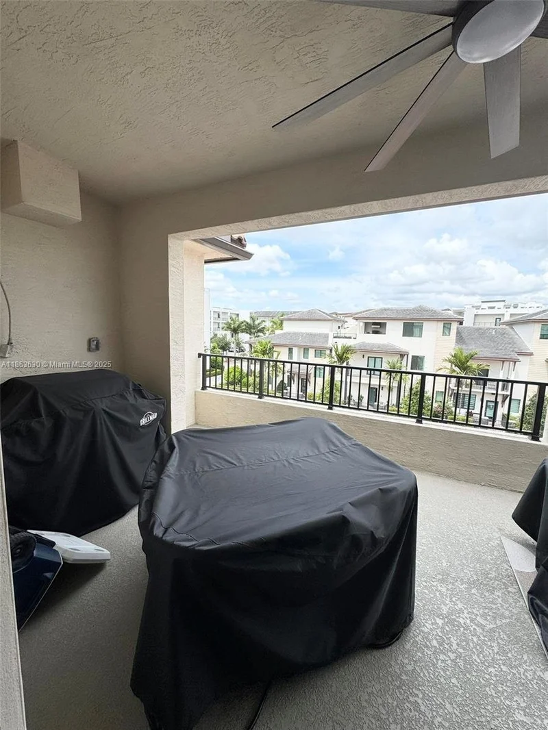 4867 NW 84th Ave, Miami Springs, Florida, United States. - Photo 20