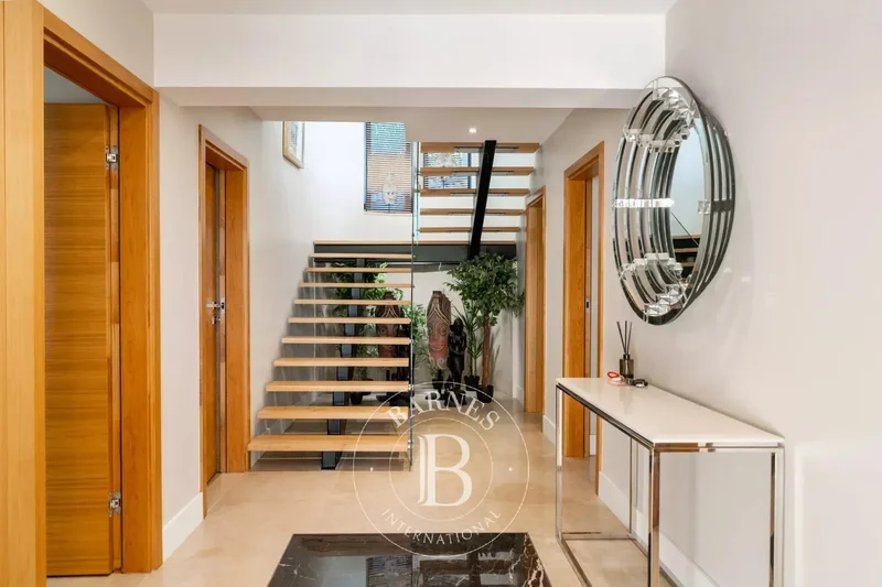 13 Rue de Terrefial, Le Cannet, Provence-Alpes-Côte d'Azur, France. - Photo 33