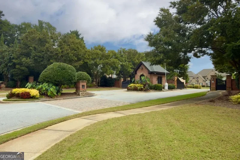 1054 Morgan Garner Drive SW, Lilburn, GA 30047, Lilburn, Georgia, United States. - Photo 4