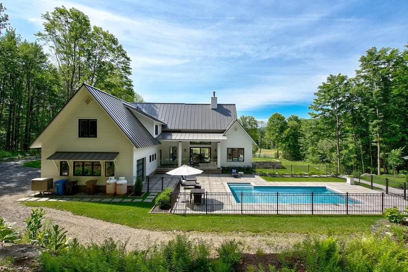 621 Ch. Miltimore, Bromont, Quebec, Canada. - Photo 15