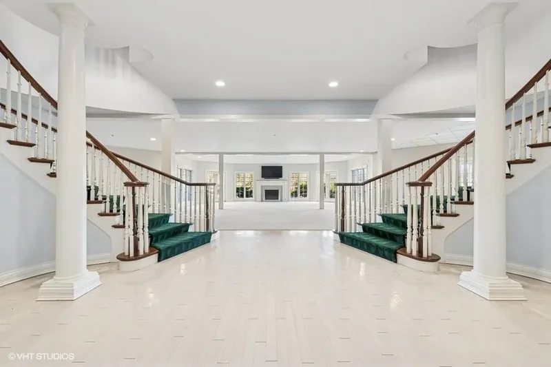 560 Oak Knoll Road, Barrington Hills, IL, 60010, USA, Barrington Hills, Illinois, United States. - Photo 40