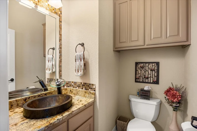 6410 Westover Drive, Granbury, TX 76049, Granbury, Texas, United States. - Photo 21