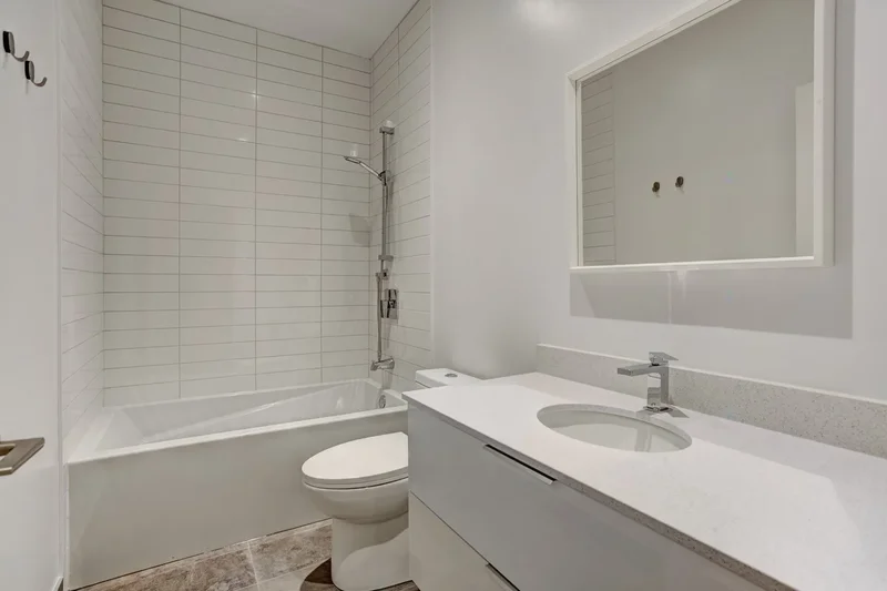 2356 2360 Rue Logan, Montréal, Quebec, Canada. - Photo 20