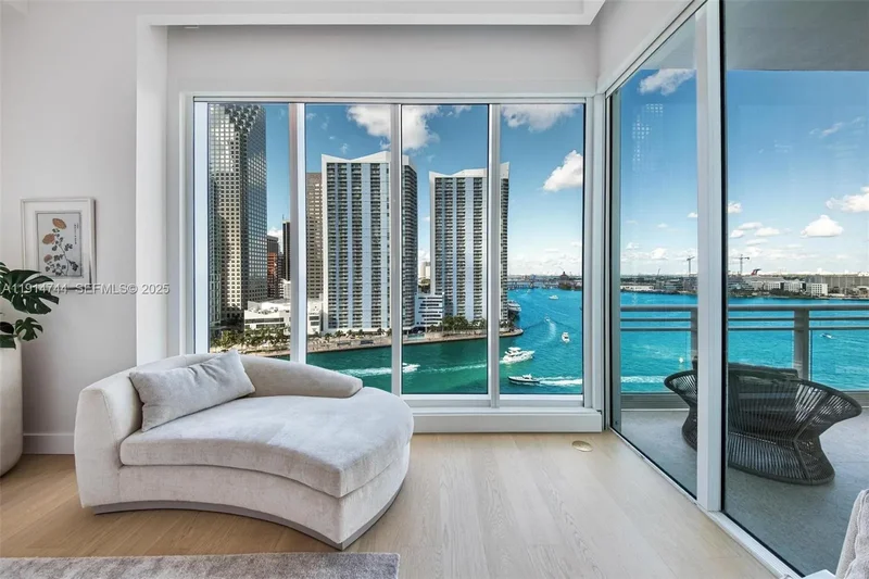 900 Brickell Key Blvd 1403, Miami, Florida, United States. - Photo 20