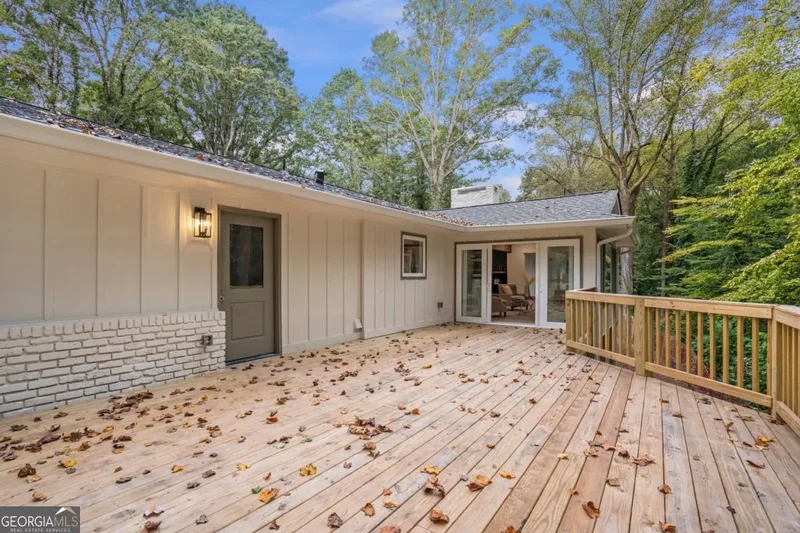 4955 Powers Ferry Road, Sandy Springs, GA 30327, Atlanta, Georgia, United States. - Photo 27
