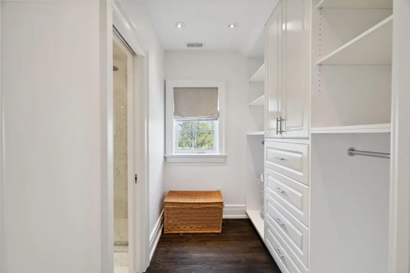 15 Park Lane Circle, Toronto, Ontario, Canada. - Photo 32