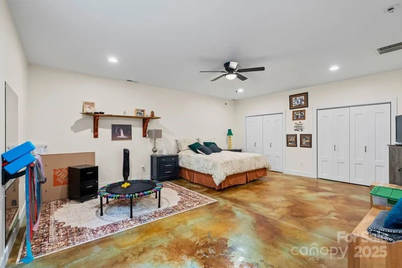 143 Burnside Trail, Hendersonville, NC 28792, Hendersonville, North Carolina, United States. - Photo 5