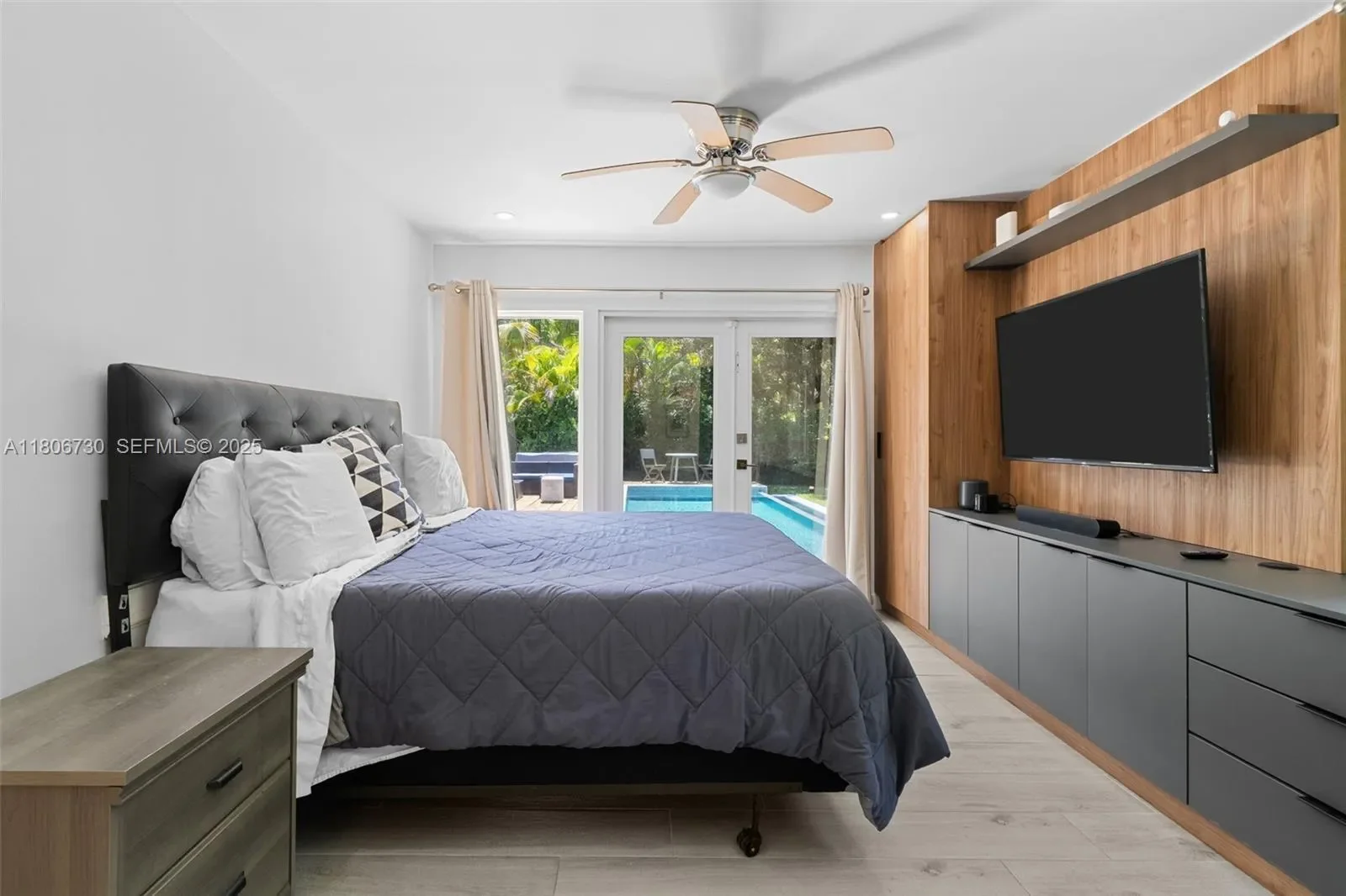 5943 SW 62nd St, South Miami, FL 33143, Miami, Florida, United States. - Photo 23