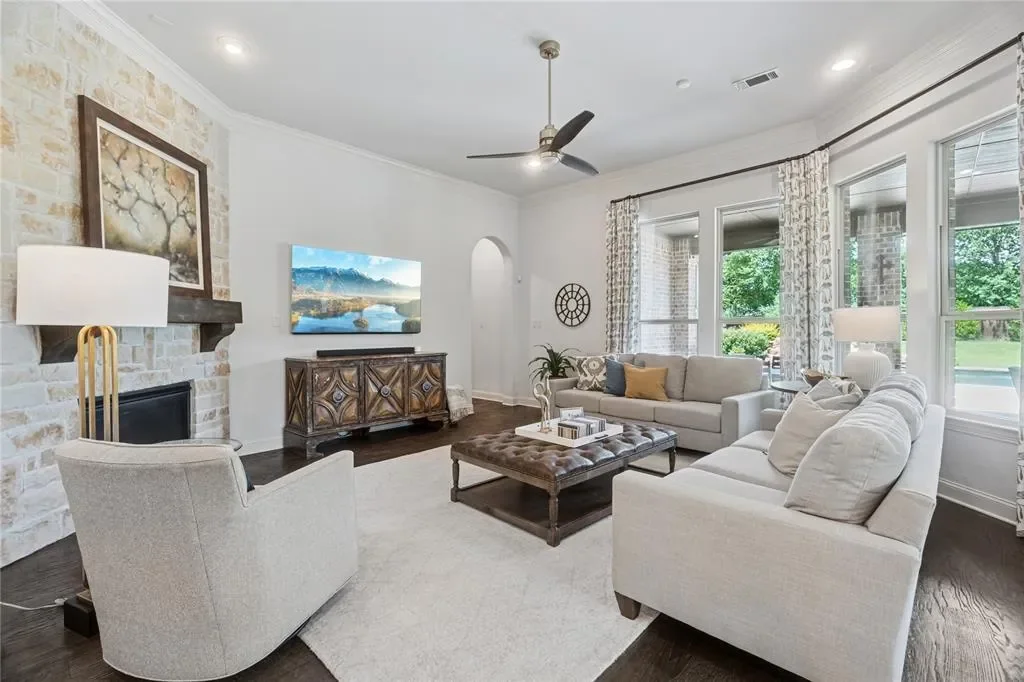 5803 Chalford Common, Colleyville, Texas, United States. - Photo 3