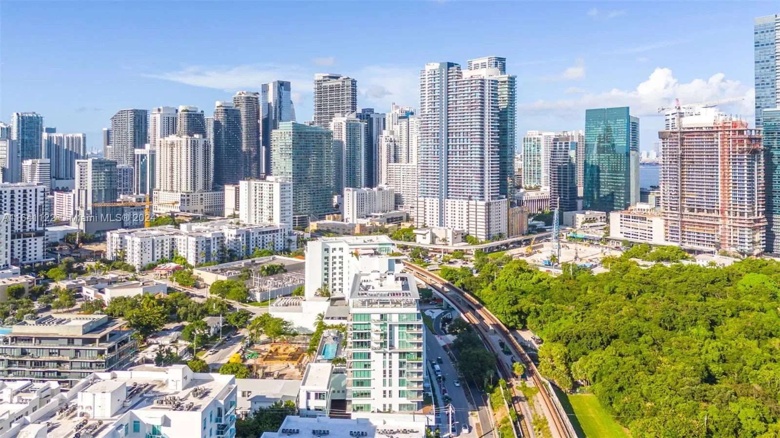 1600 SW 1st Ave 614, Miami, Florida, United States. - Photo 12