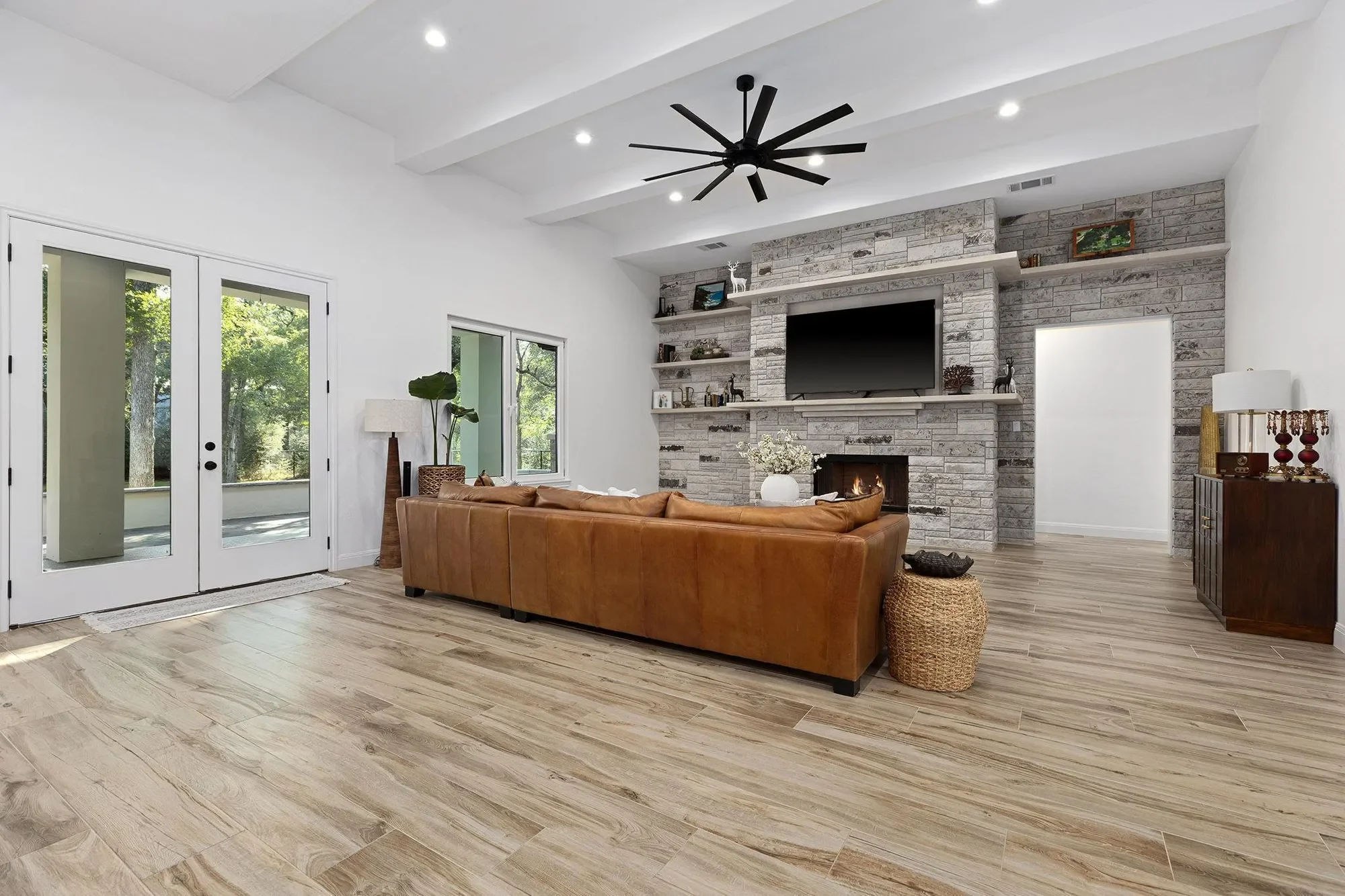 153 Fawn HOLW, Elgin, Texas, United States. - Photo 15