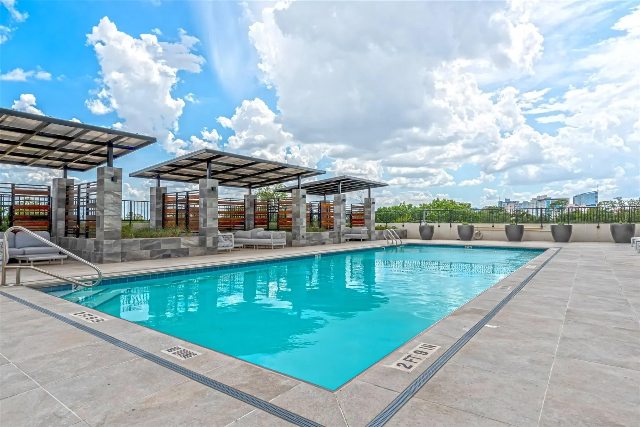 1701 Hermann Drive 34L, Houston, Texas, United States. - Photo 25