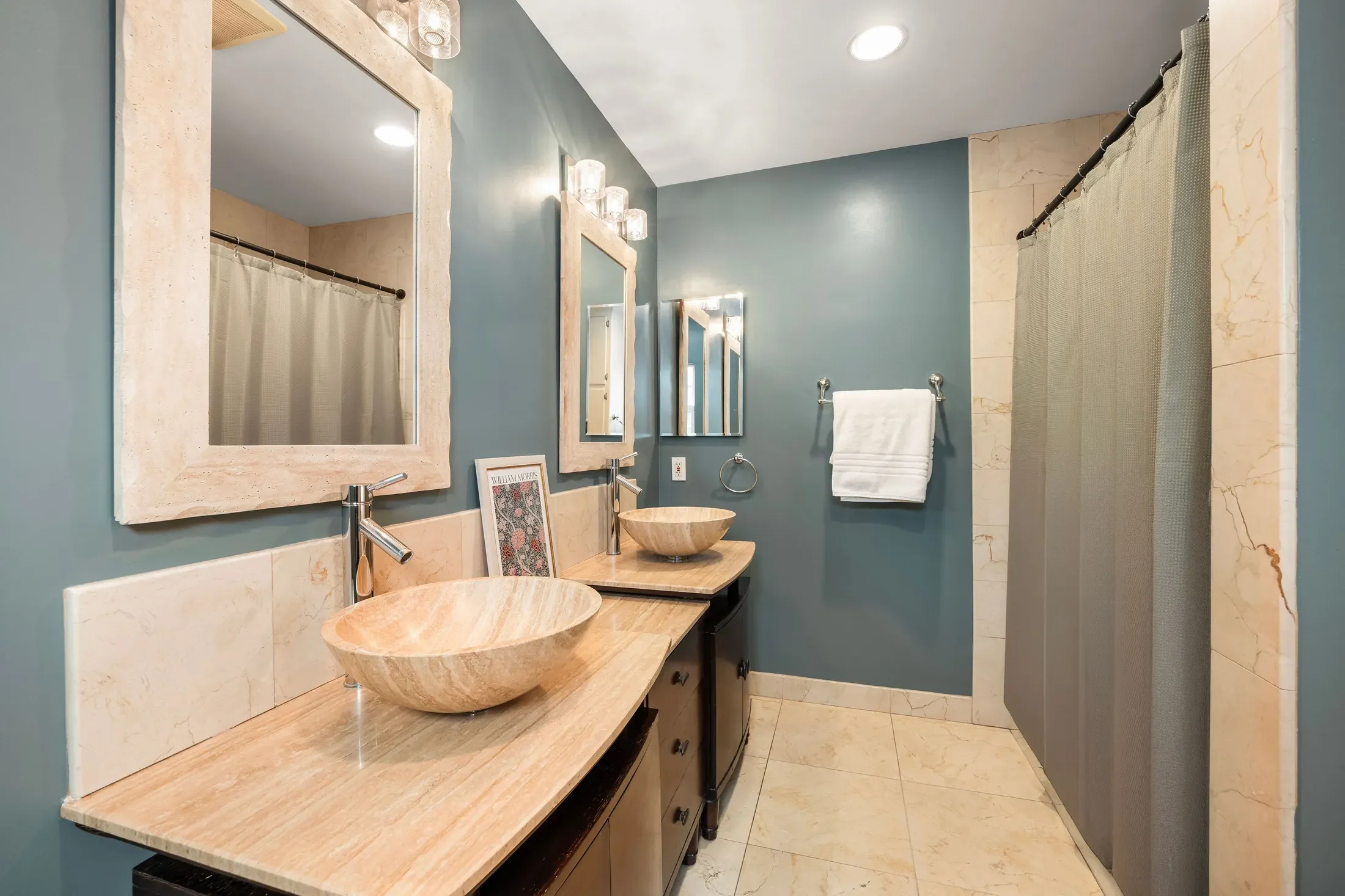 16600 Gilmore Street, Van Nuys, CA 91406, Los Angeles, California, United States. - Photo 14
