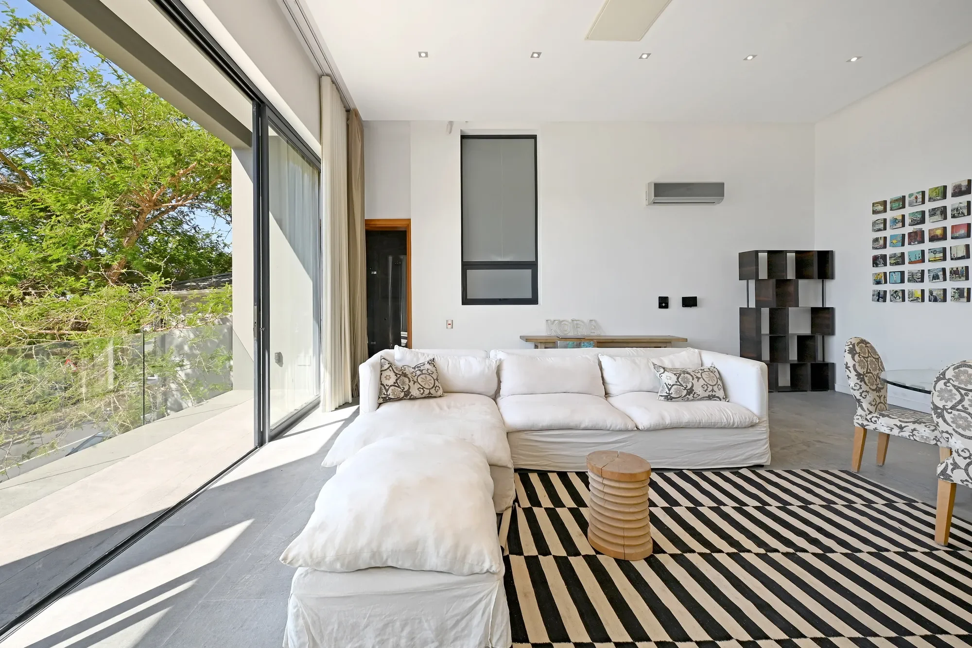 Gallery photo 12