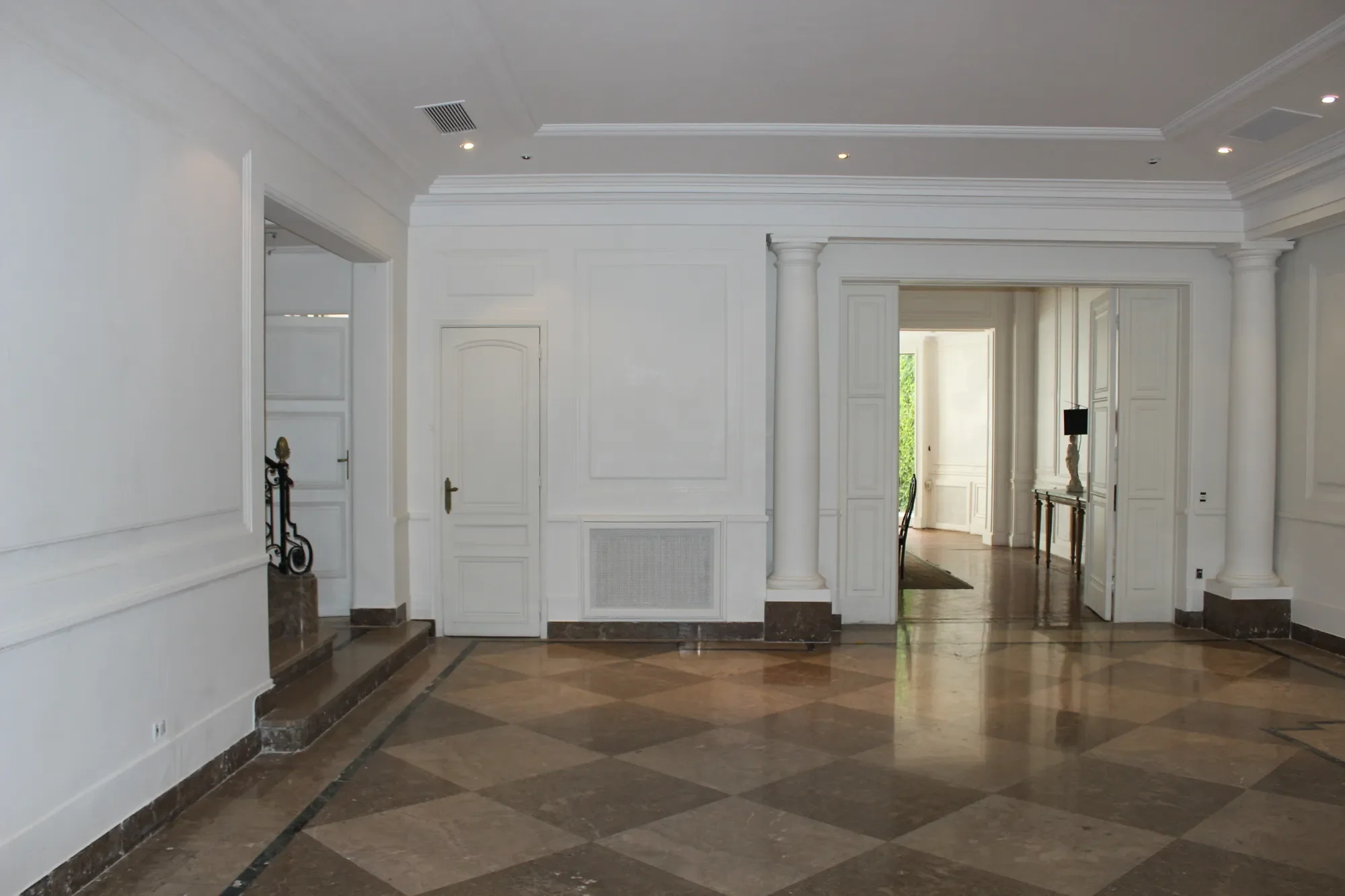 Gallery photo 2