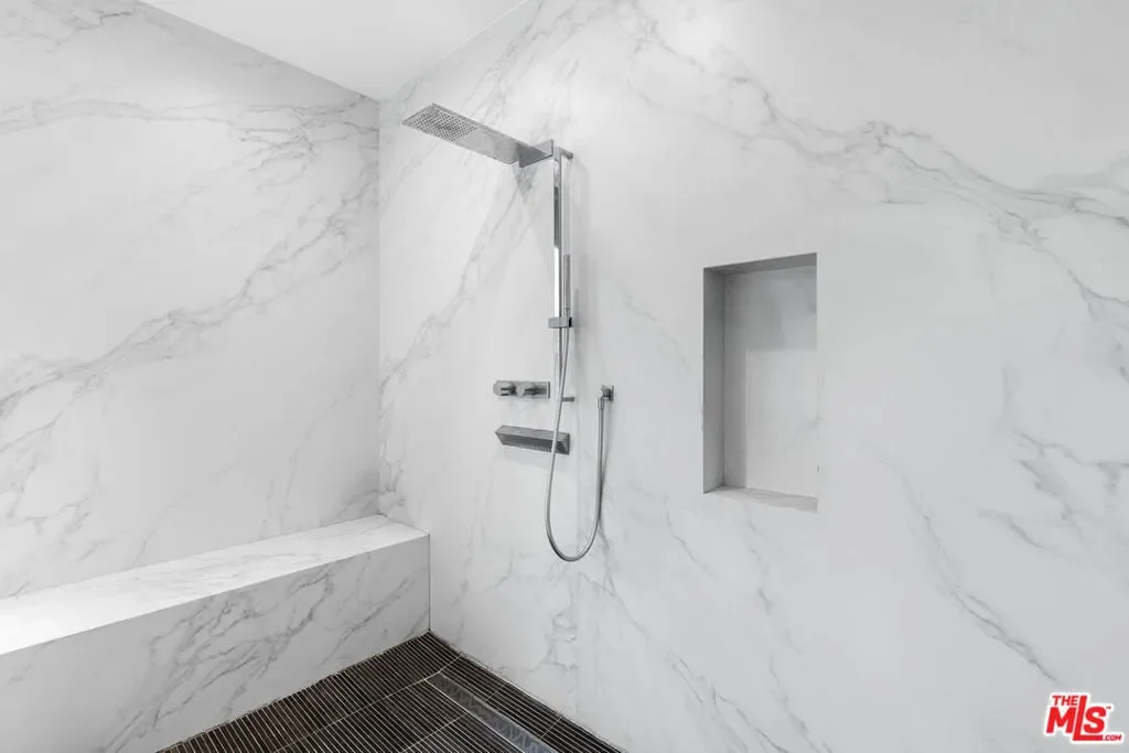 13524 D'Este Drive, Los Angeles, California, United States. - Photo 7