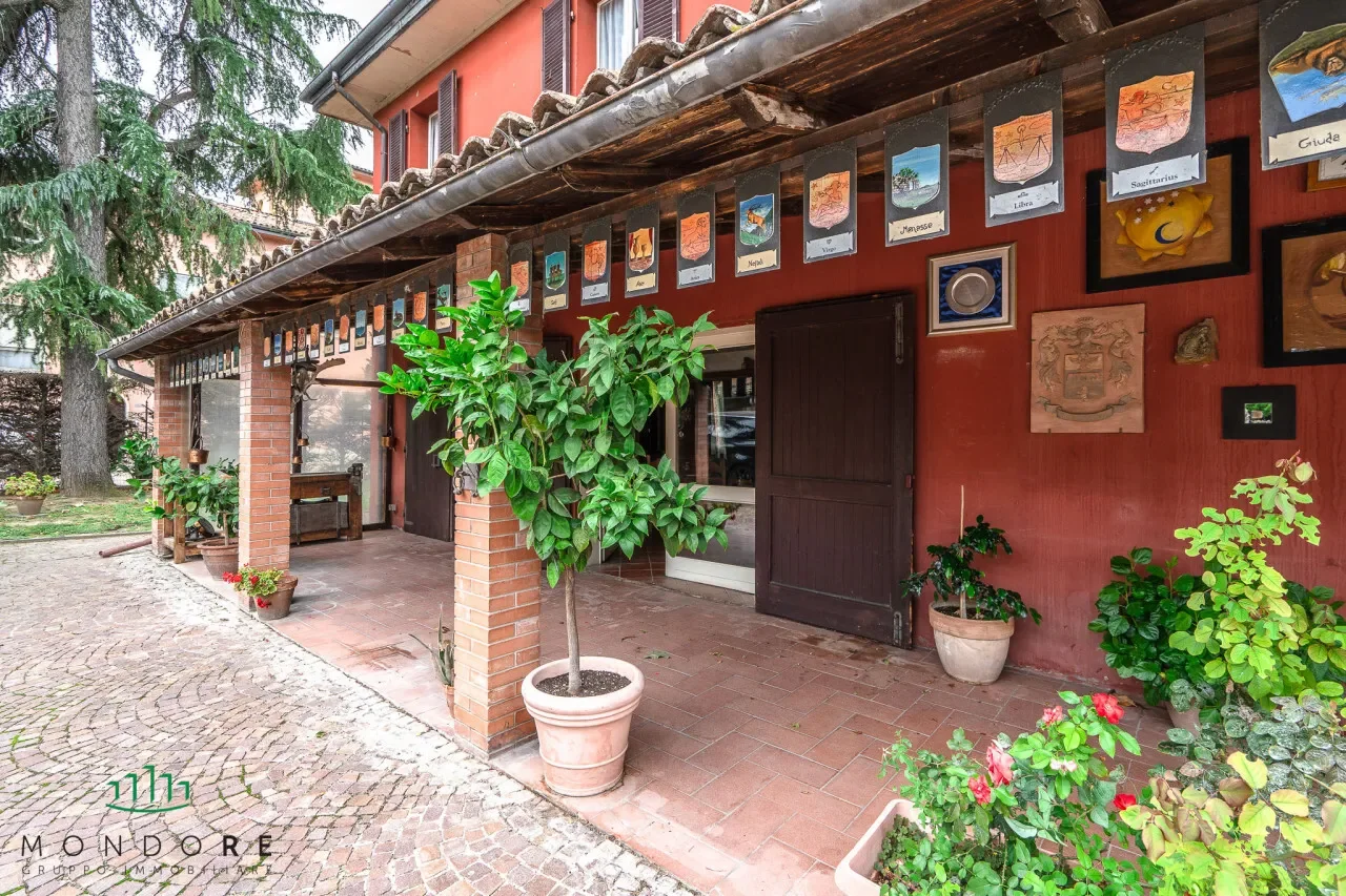 via Stradelli Guelfi, Poggio, Emilia-Romagna, Italy. - Photo 21