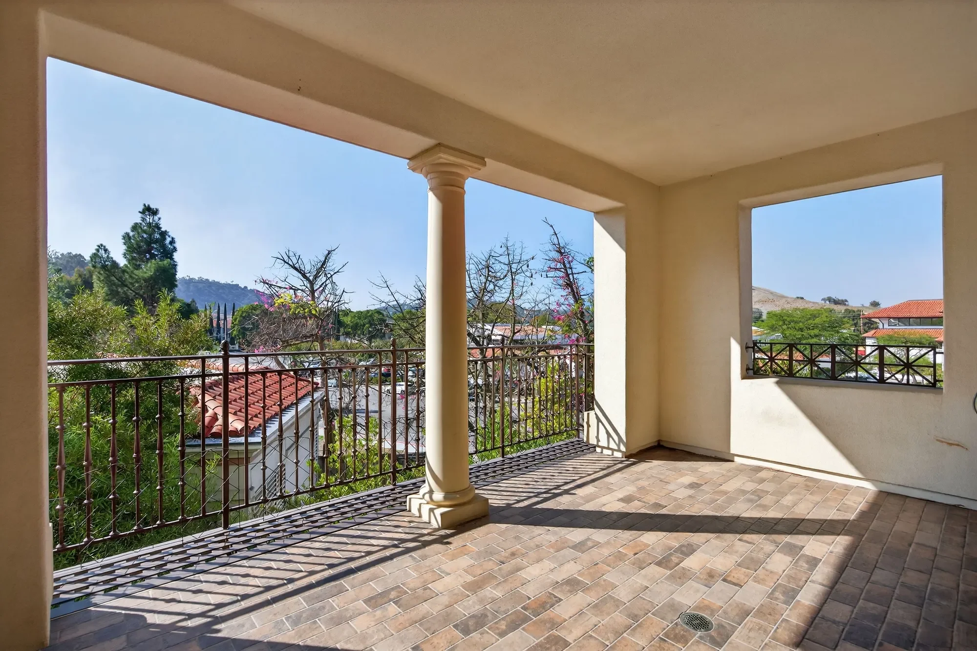 23500 Park Sorrento, H32, Calabasas, CA 91302, Hidden Hills, California, United States. - Photo 21