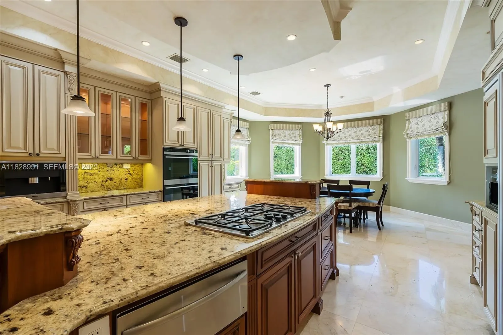 10851 SW 63rd Ave, Coral Gables, Florida, United States. - Photo 16