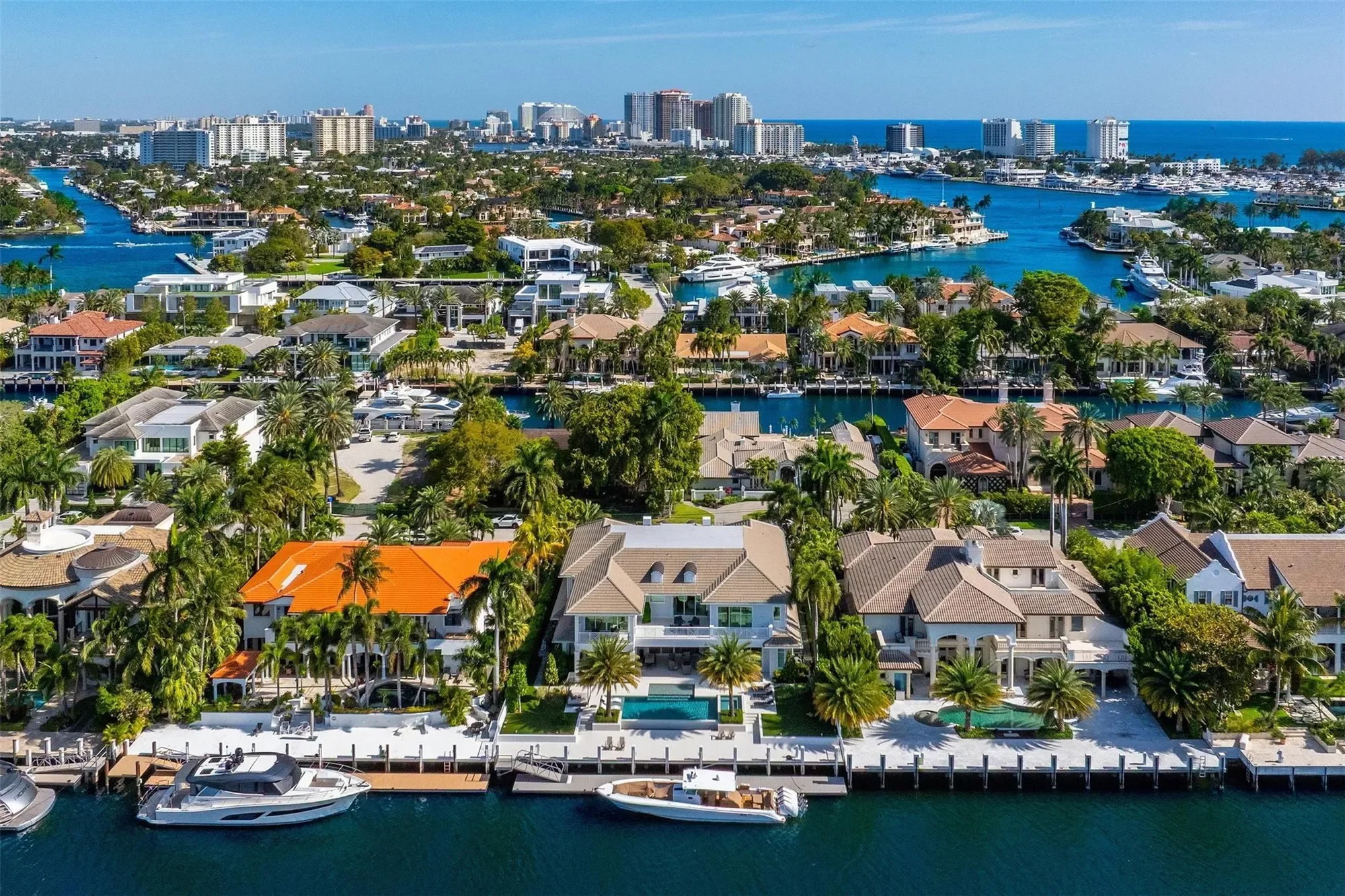 2520 Del Lago Dr, Fort Lauderdale, Florida, United States. - Photo 24