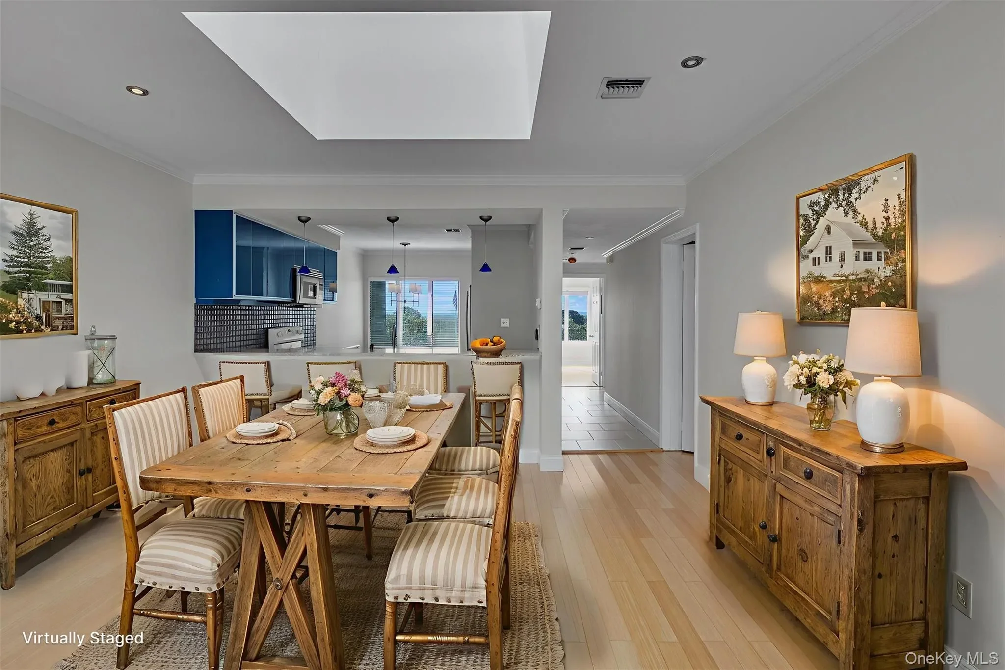 209 Fox Hill Drive, Calverton, New York, United States. - Photo 4