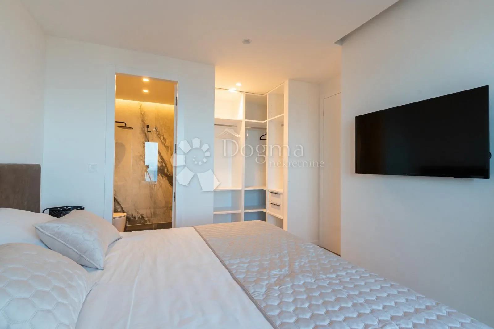 Gallery photo 11