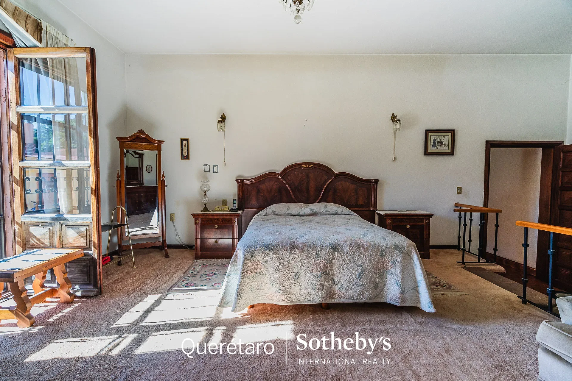 Gallery photo 11