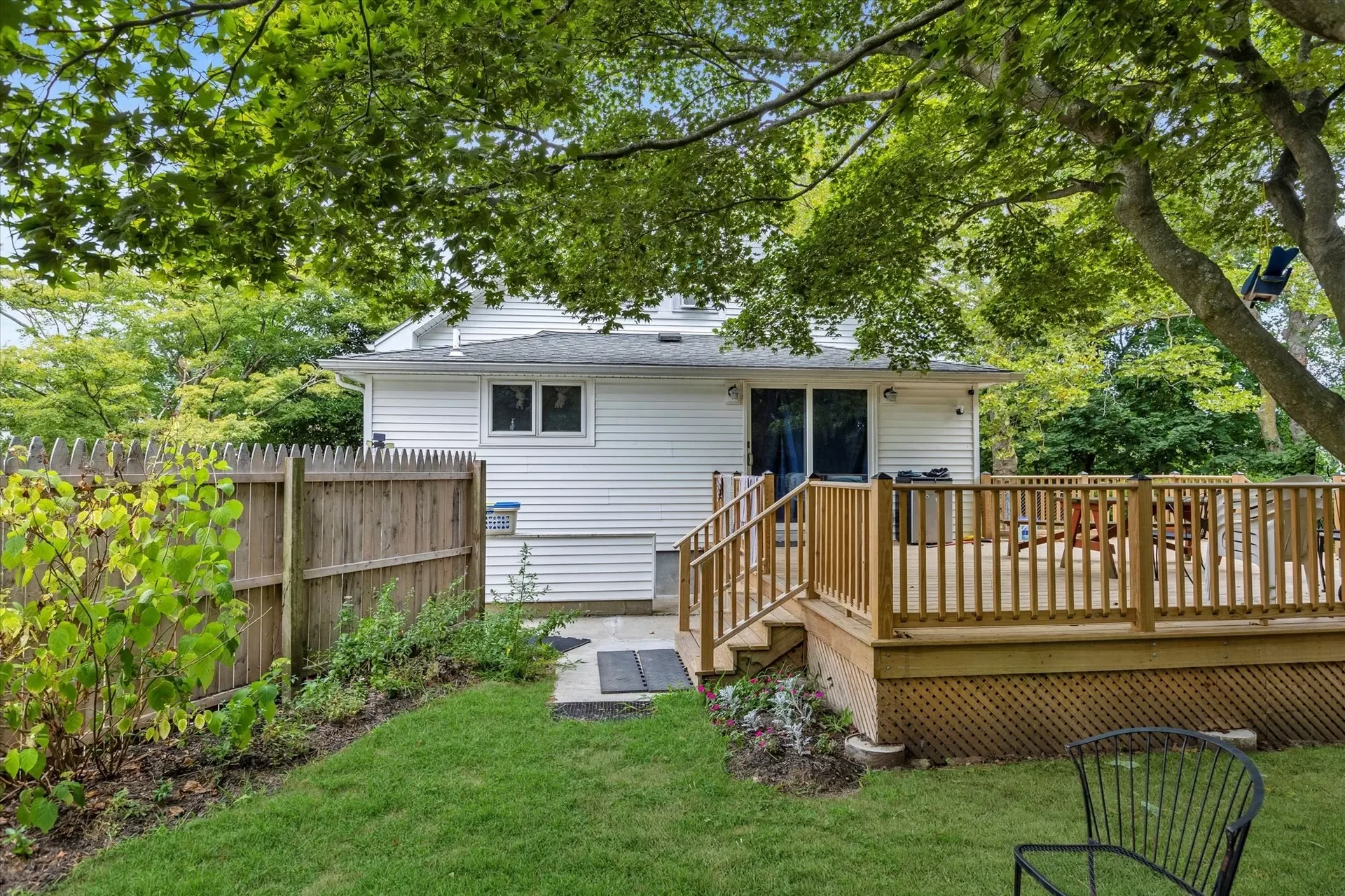 653 Main Road, Aquebogue, New York, United States. - Photo 6
