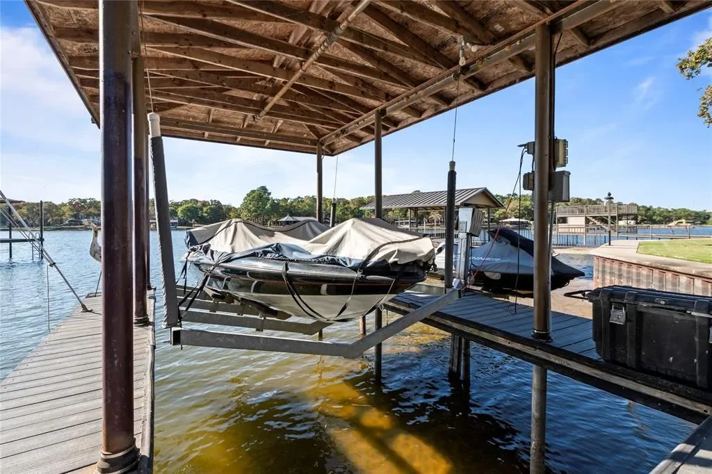 230 Bushwhacker Drive, Gun Barrel City, Texas, United States. - Photo 30