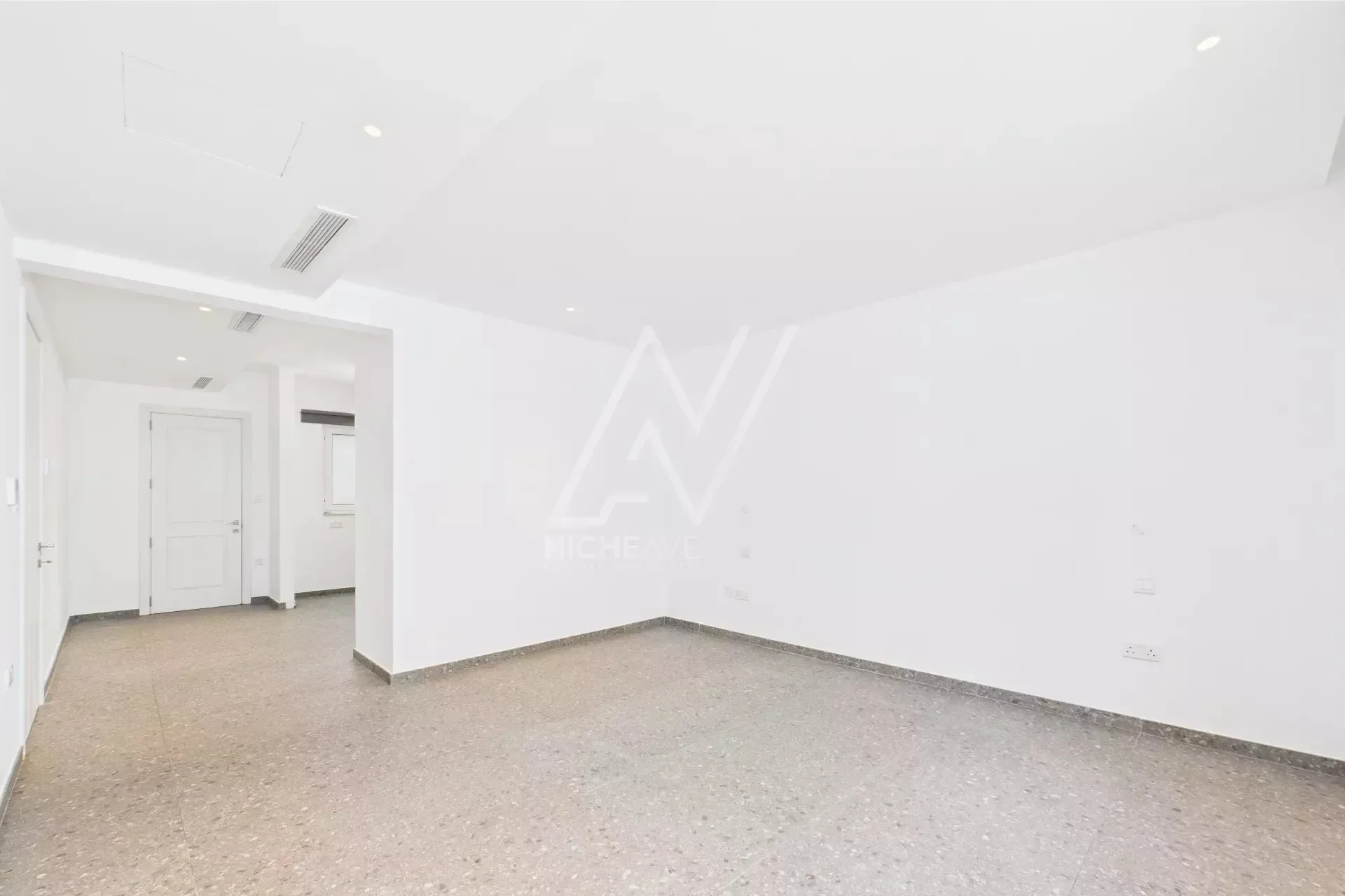 Gallery photo 4
