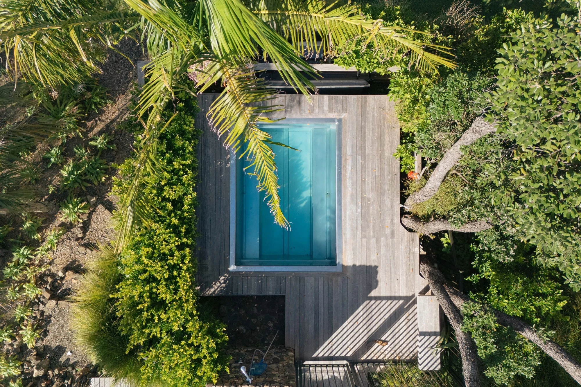 Exterior photo 5