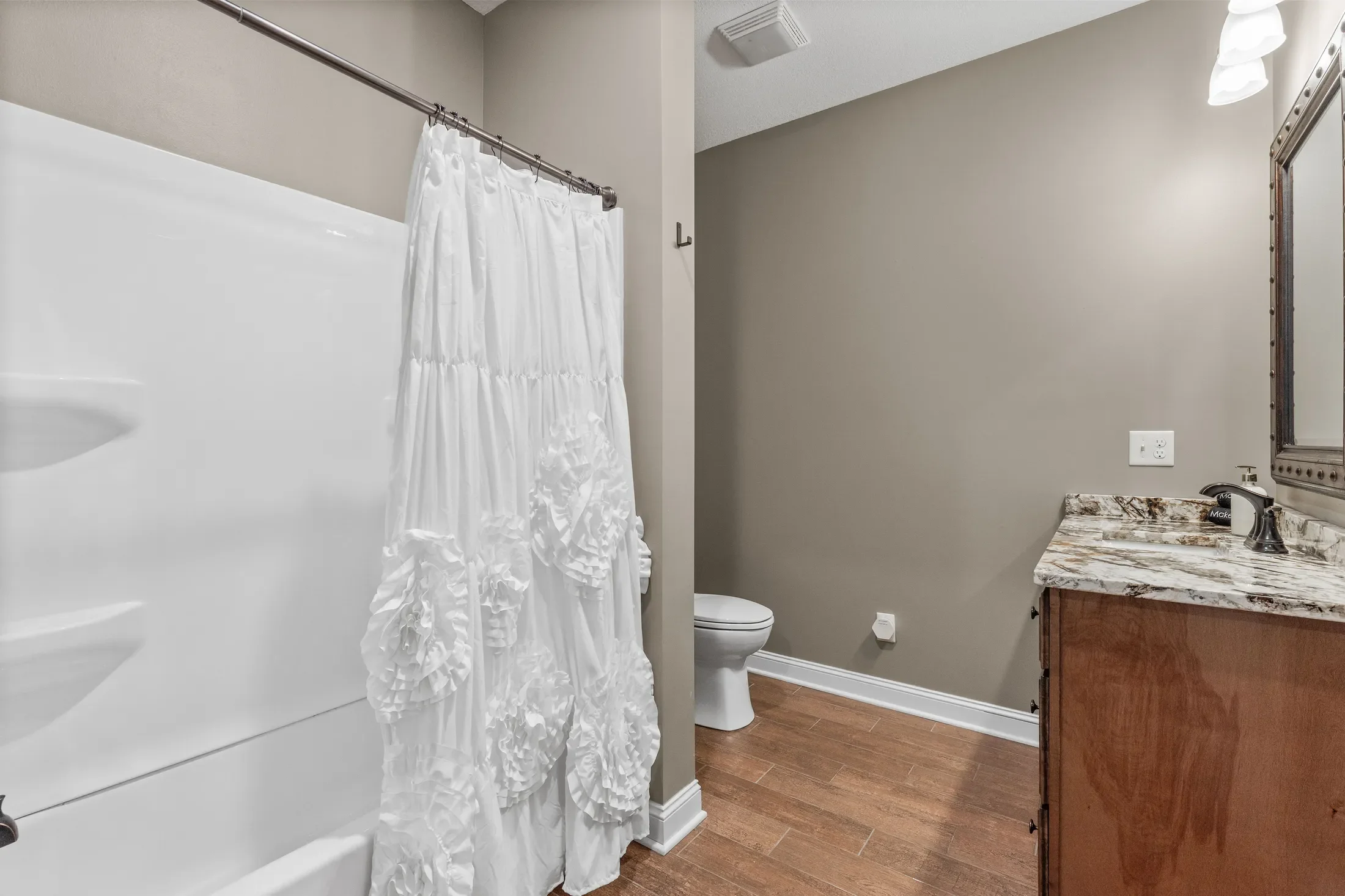 237 Lakemont Lane , Caryville, TN 37714, Caryville, Tennessee, United States. - Photo 32