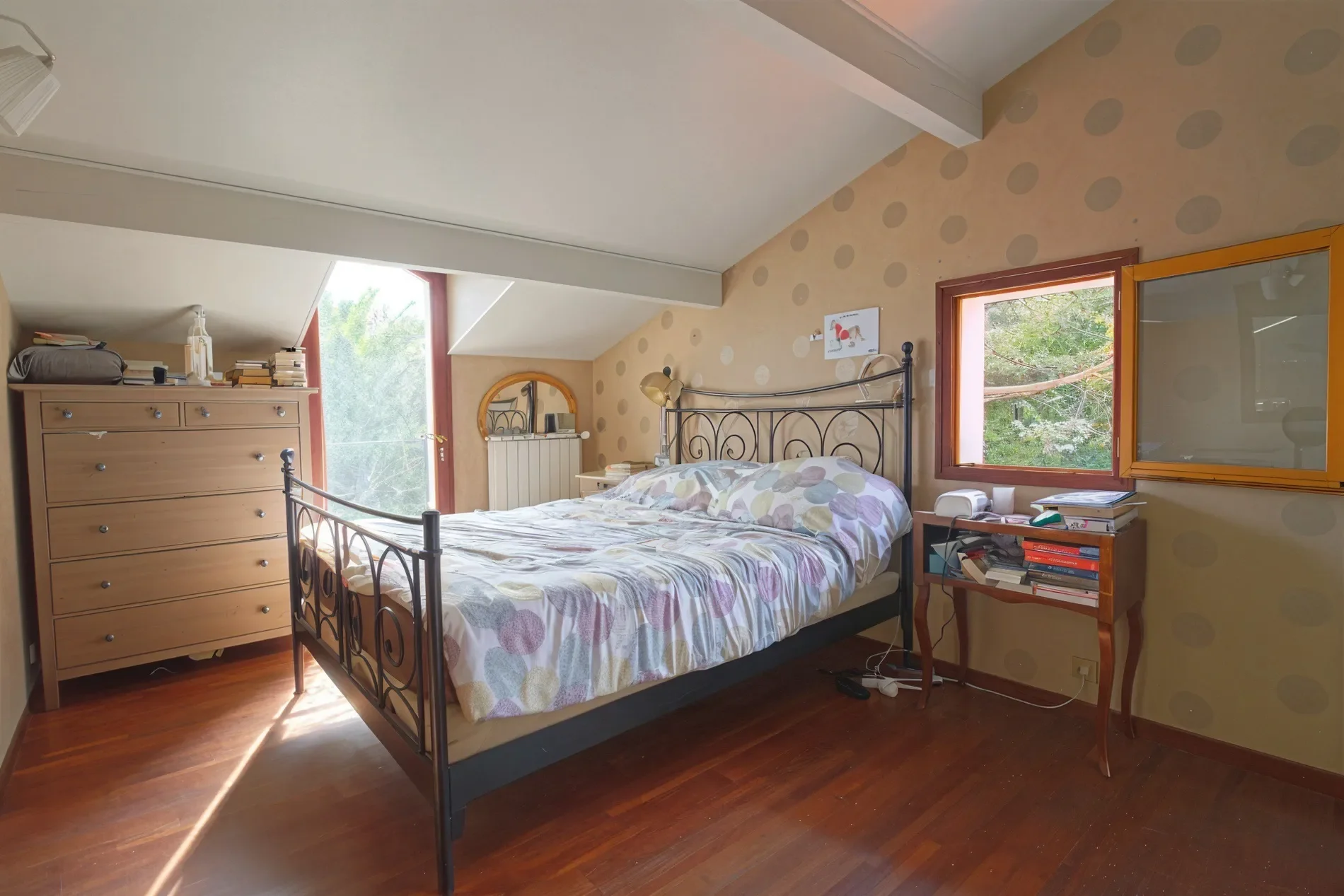Gallery photo 9