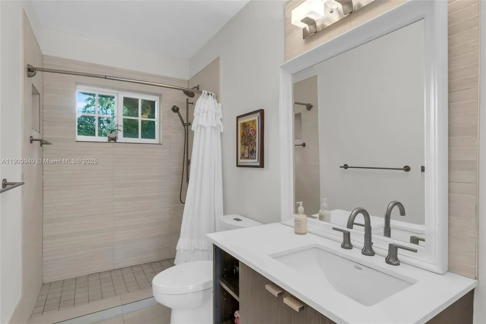 1536 Alegriano Ave, Coral Gables, Florida, United States. - Photo 24