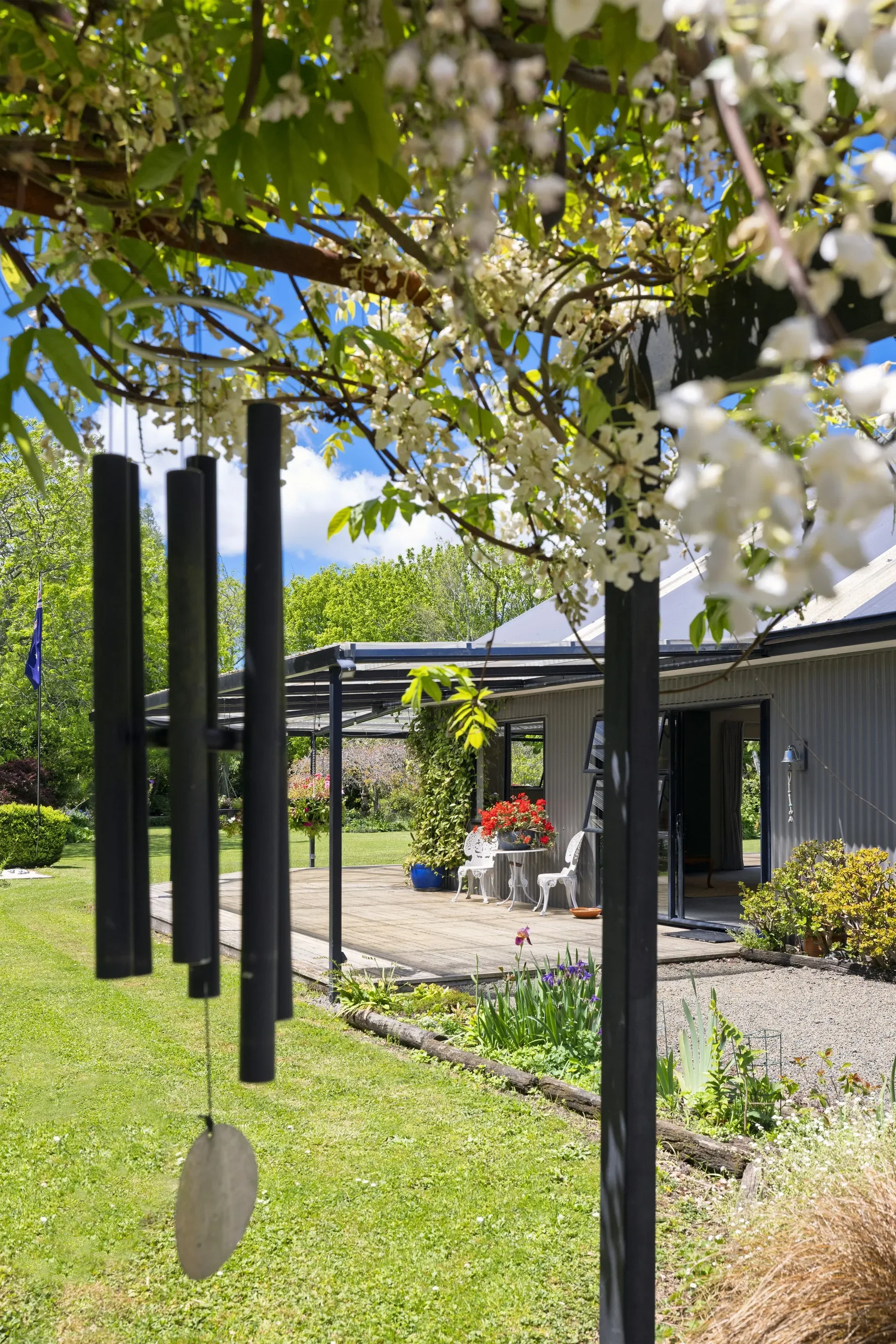 Exterior photo 3