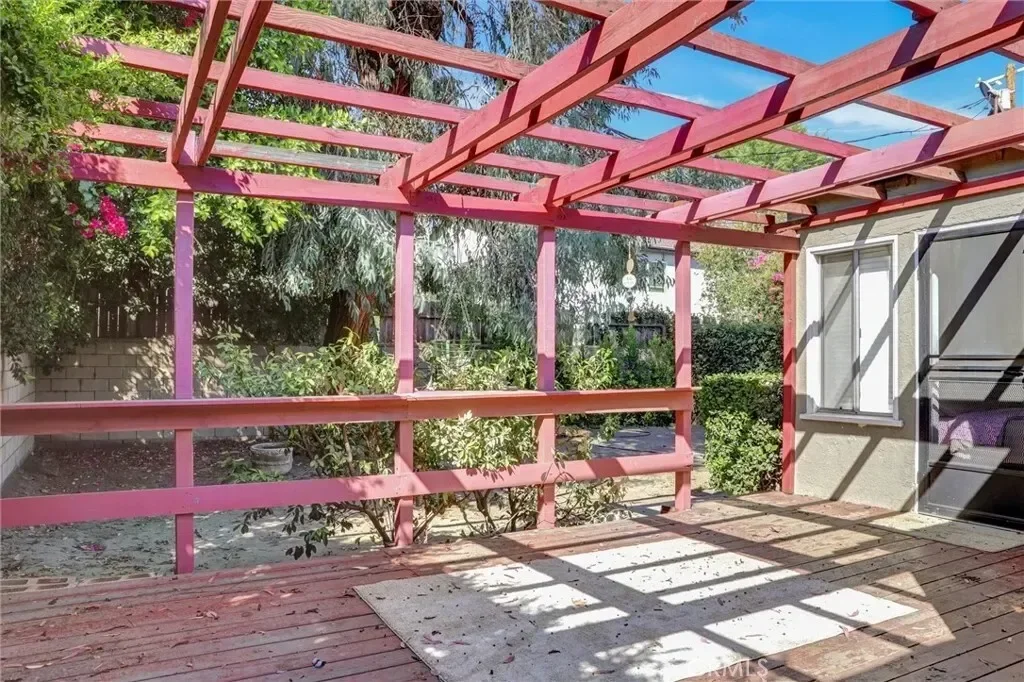 15123 Killion Street, Los Angeles, California, United States. - Photo 18