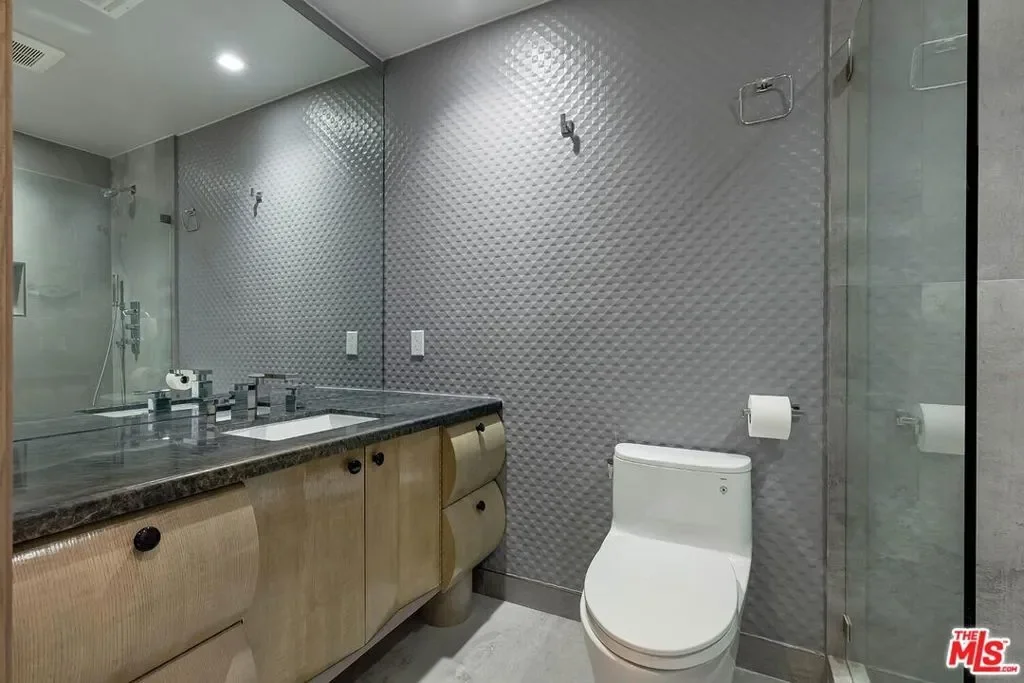 211 S Spalding Drive 603S, Beverly Hills, California, United States. - Photo 13