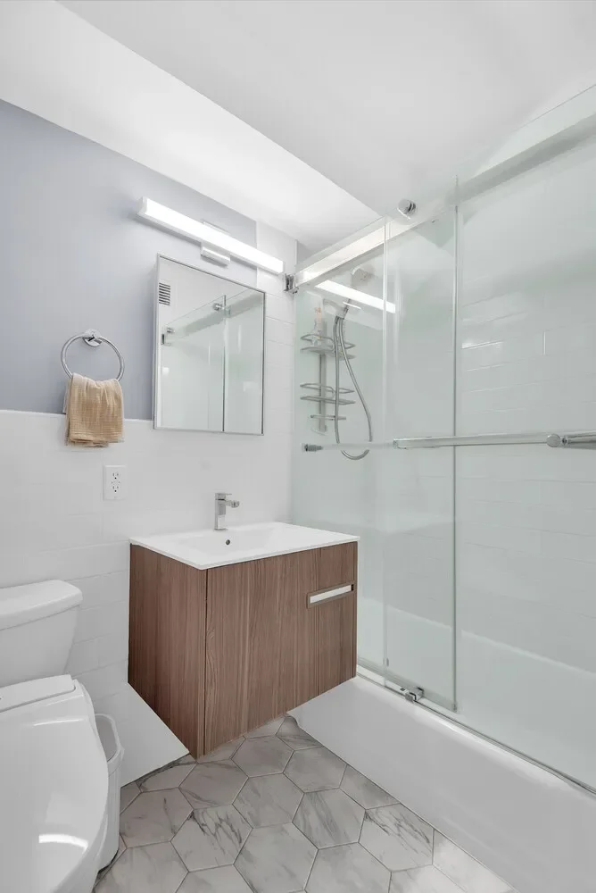 310 LEXINGTON AVE, New York, New York, United States. - Photo 1