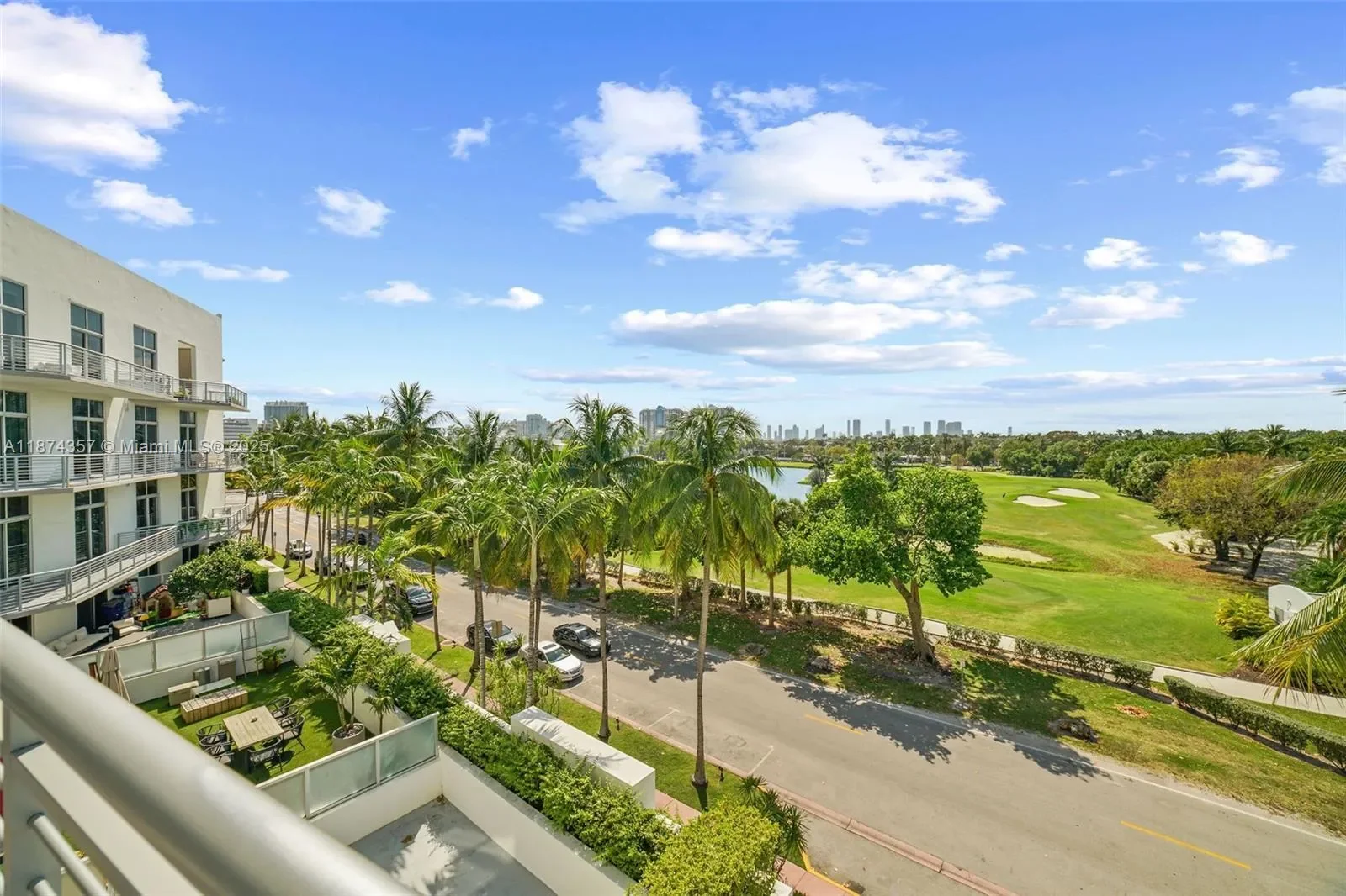 2001 Meridian Av 509, Miami Beach, Florida, United States. - Photo 29